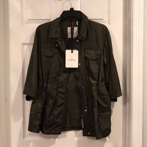 Auth! Moncler wind breaker